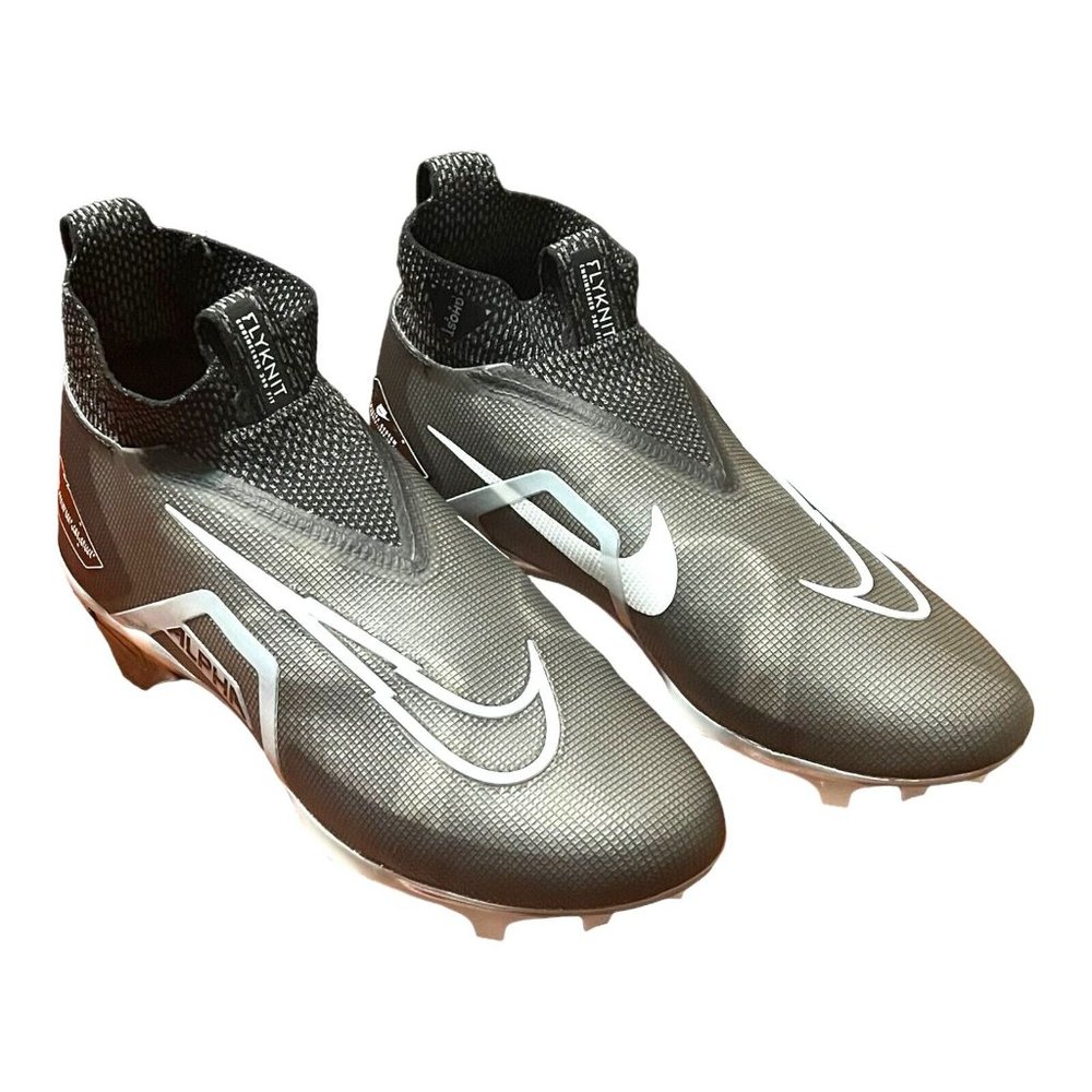 Nike Alpha Menace Men's Elite 3 Flyknit Black Iron Football Cleats Size 10.5